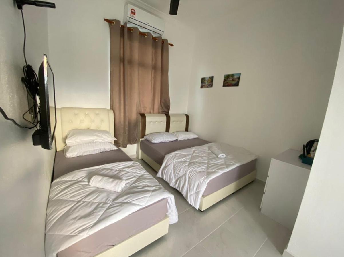 Dsinggahpcb Guest House Kota Bharu Exterior photo
